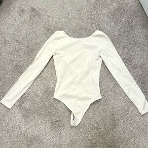 Aritzia babaton contour bodysuit